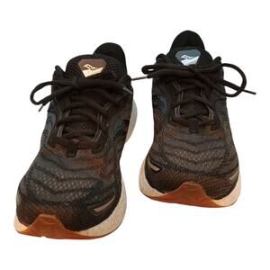 Saucony Triumph‎ 19 Running Shoes Sneakers Women's Size 11 Black White S10678-12